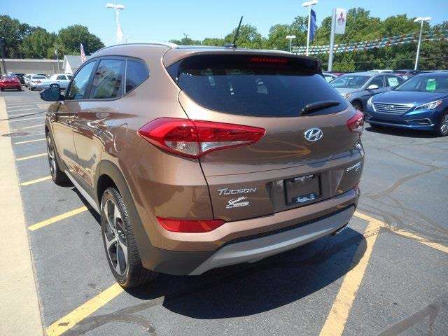 2017 Hyundai Tucson AWD Sport 4dr SUV